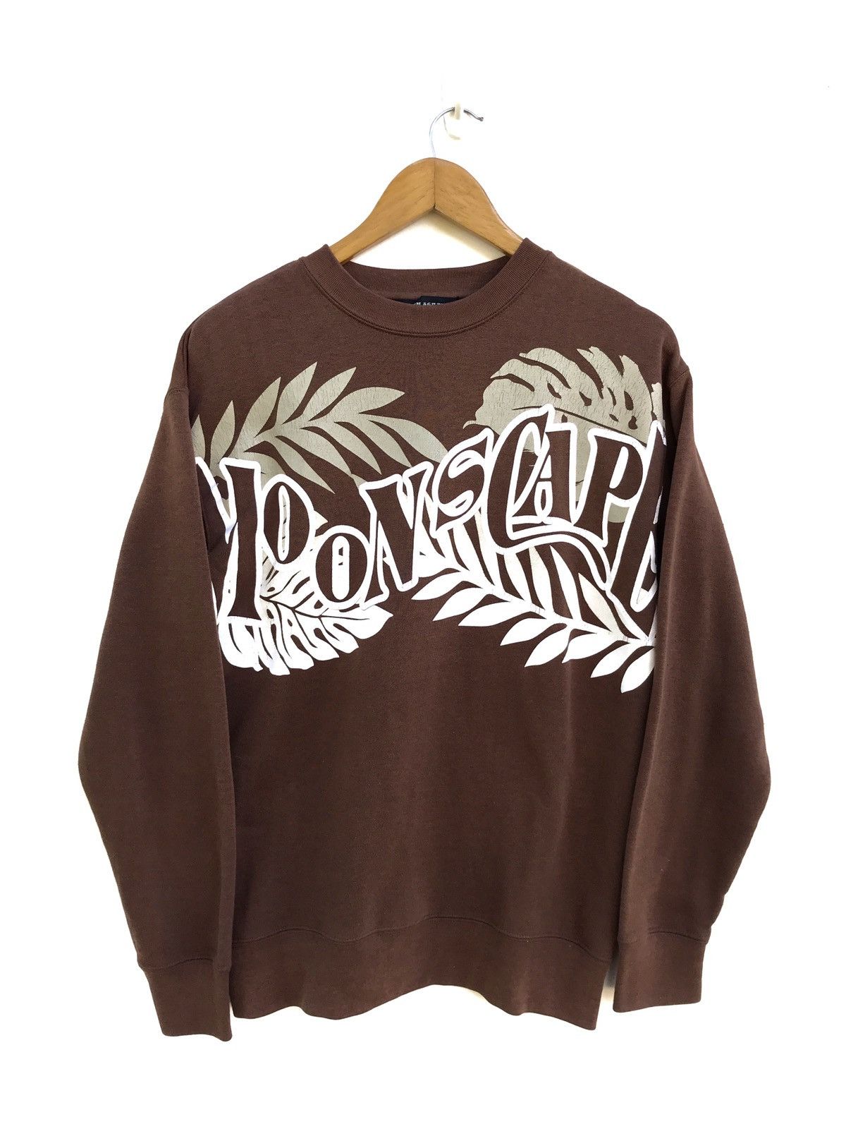 Japanese Brand Japanese Brand Moon Scape Surf Style Sweatshirt Nice Design Size US S / EU 44-46 / 1 - 1 Thumbnail