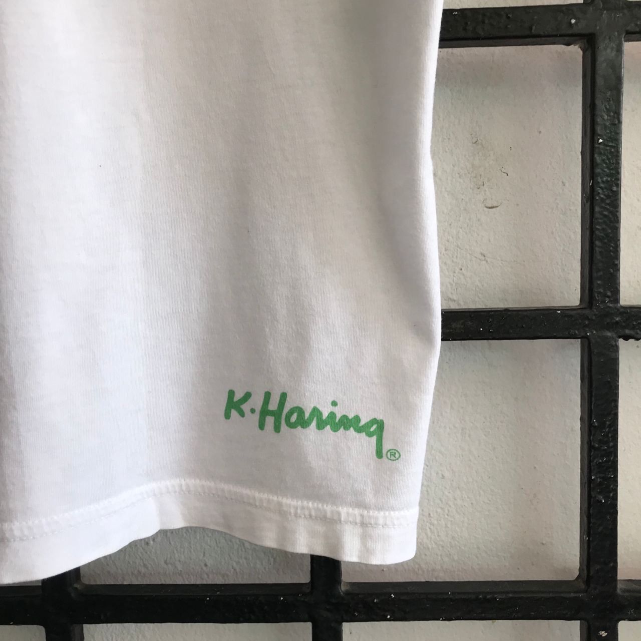 Japanese Brand × Keith Haring × Vintage Vintage KEITH HARING Multi Logo Design T-shirt Size US L / EU 52-54 / 3 - 4 Thumbnail