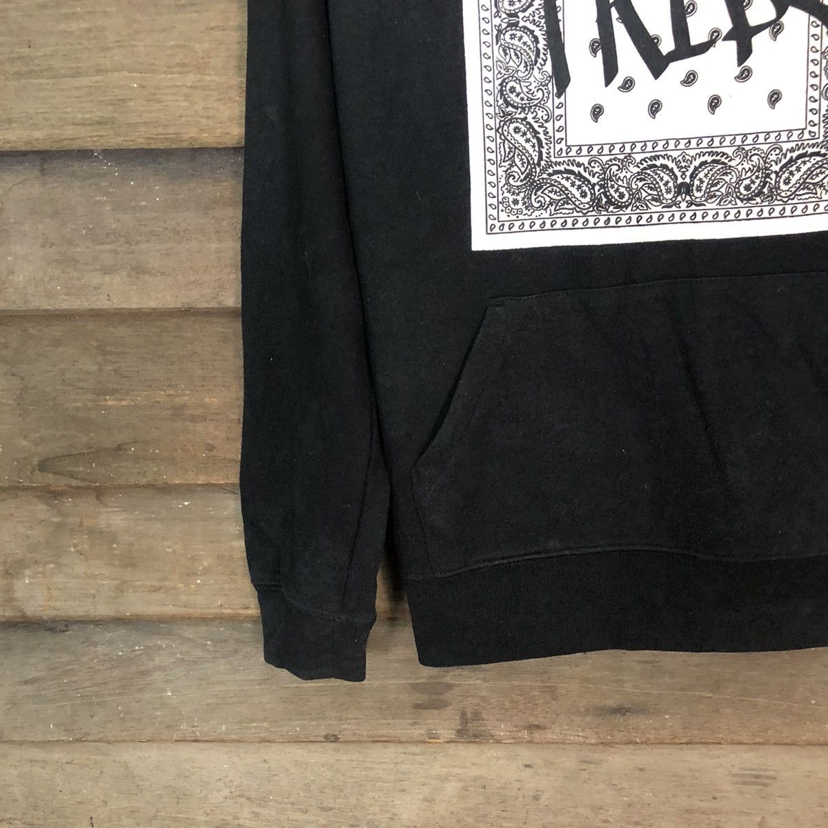 Japanese Brand Tribe Spinns Black Hoodie sweatshirt #B014 Size US M / EU 48-50 / 2 - 4 Thumbnail
