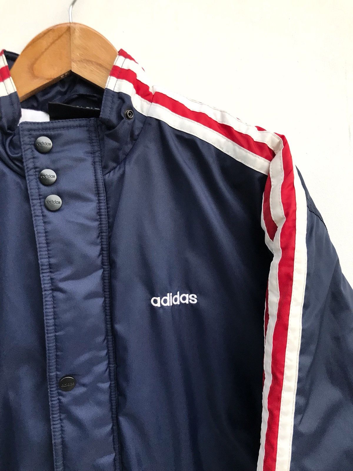 Adidas Vintage Adidas Quilted Big Logo Raincoat Jacket Size US L / EU 52-54 / 3 - 4 Thumbnail