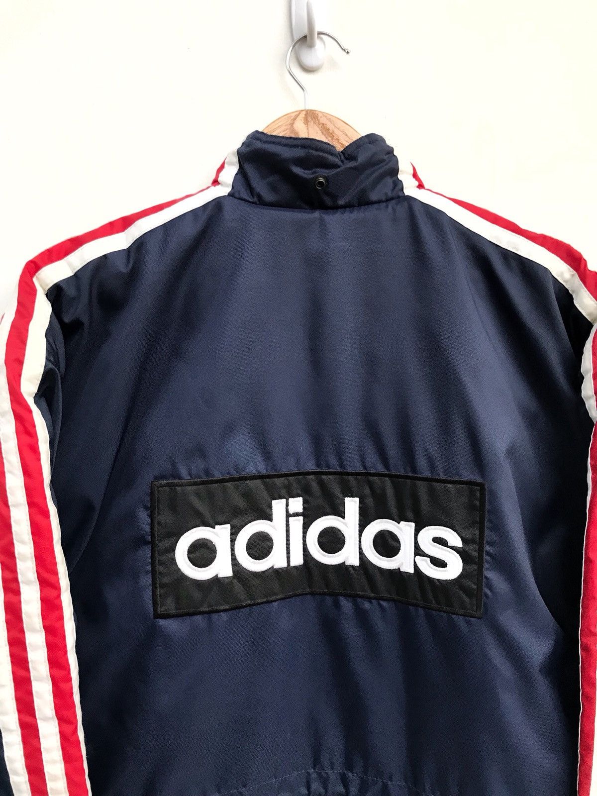 Adidas Vintage Adidas Quilted Big Logo Raincoat Jacket Size US L / EU 52-54 / 3 - 2 Thumbnail