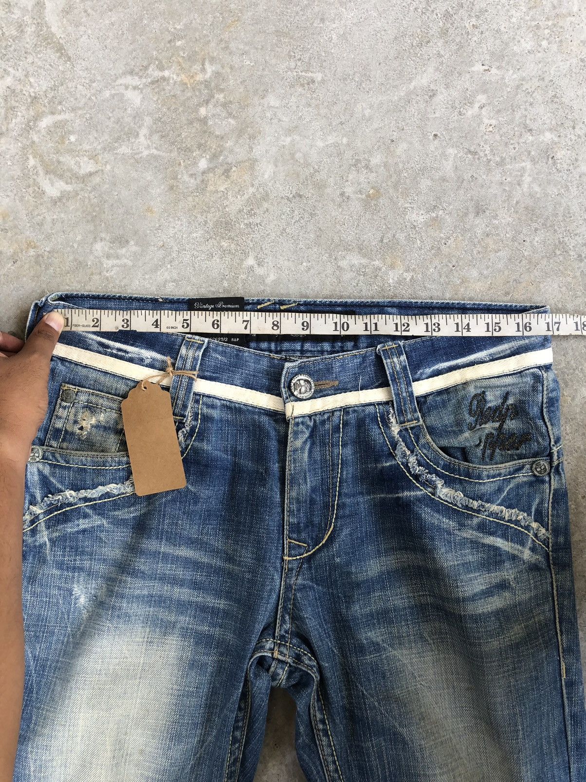 Japanese Brand Japanese Redpepper Embroidered Jeans Distressed Jeans Size US 33 - 20 Thumbnail