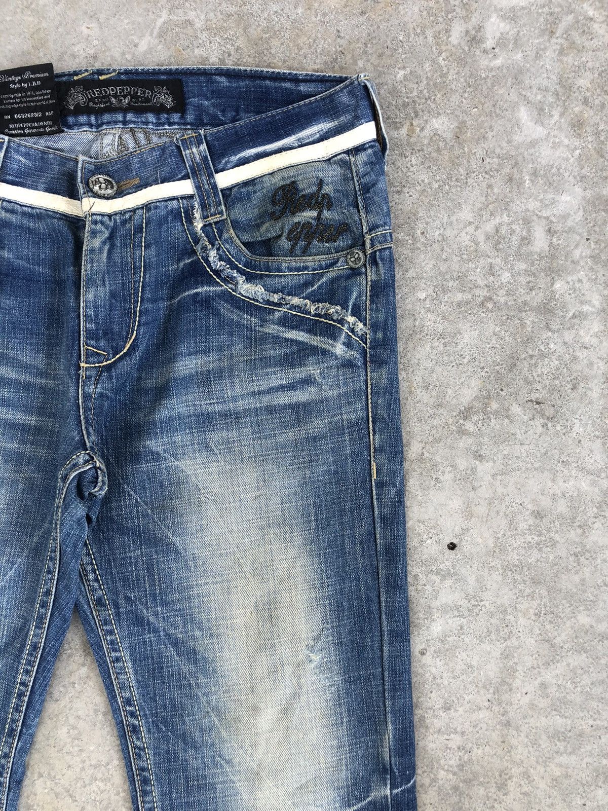 Japanese Brand Japanese Redpepper Embroidered Jeans Distressed Jeans Size US 33 - 7 Thumbnail