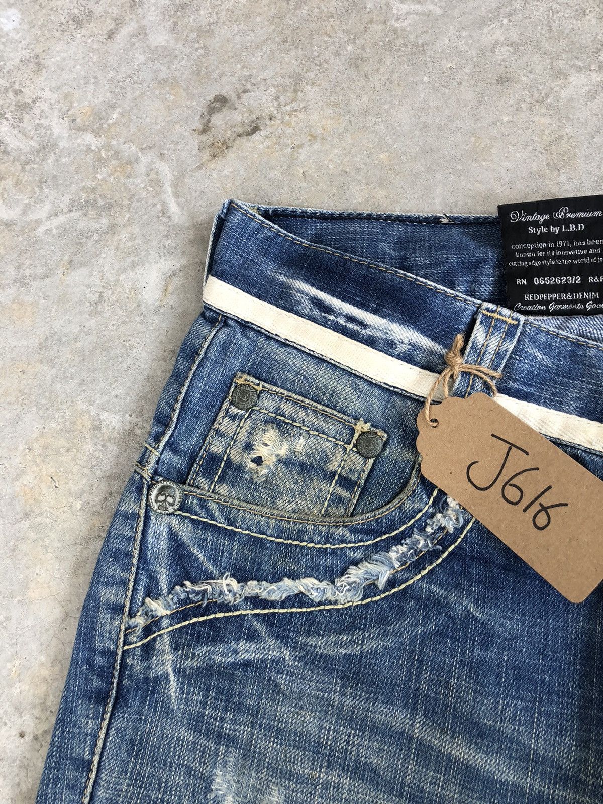 Japanese Brand Japanese Redpepper Embroidered Jeans Distressed Jeans Size US 33 - 8 Thumbnail