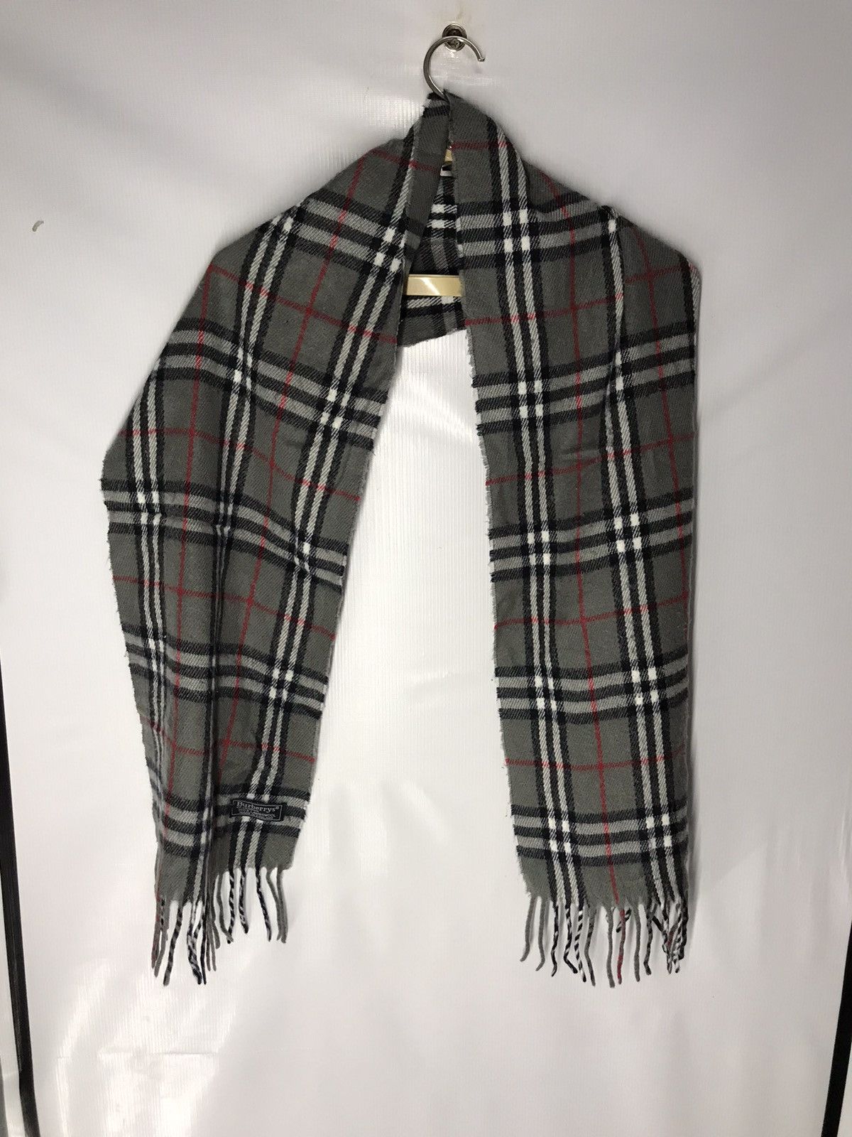 Vintage Burberry Muffler/scarf Nova check made in England