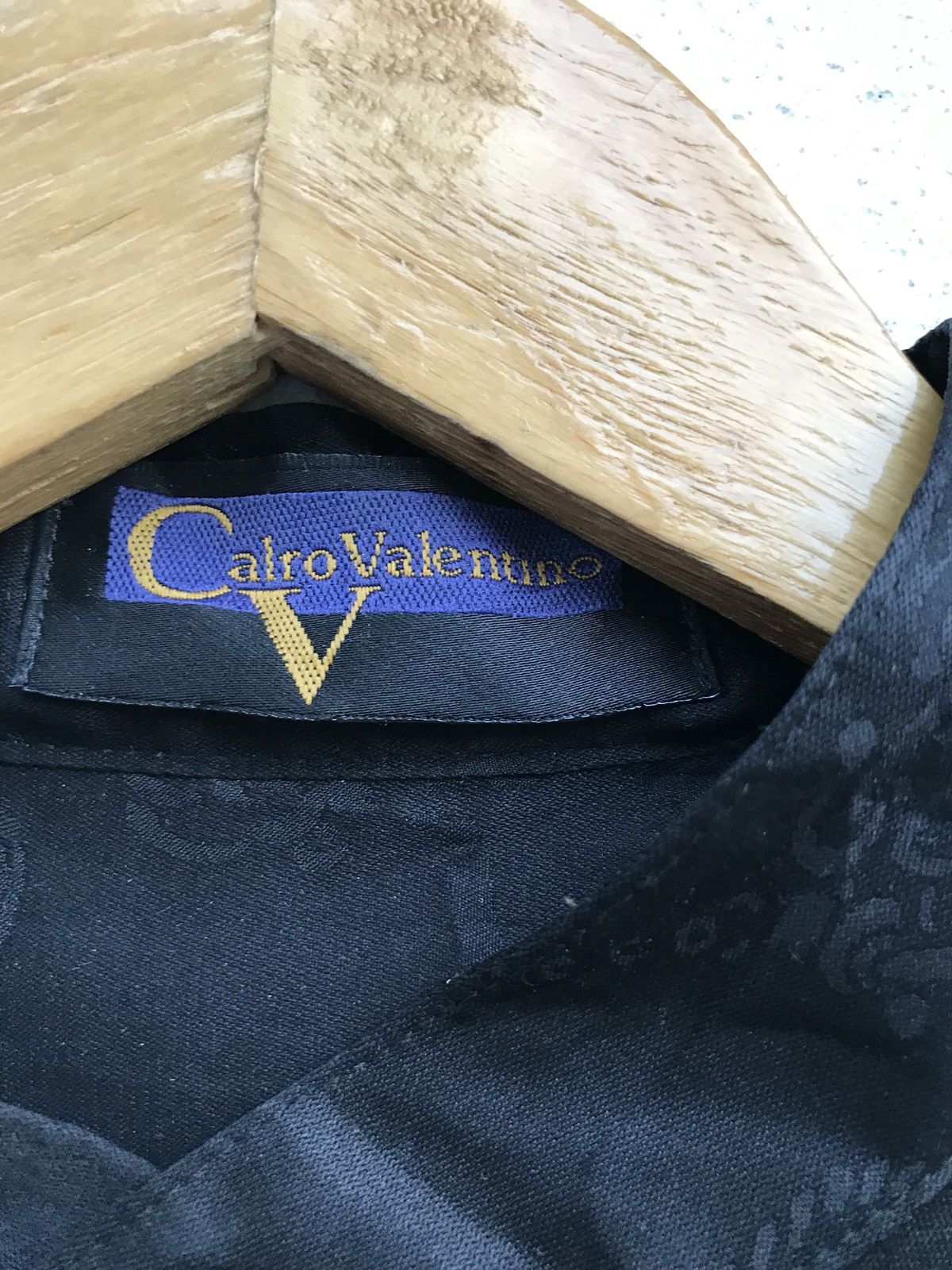 Designer Designer CALRO VELENTINO Black Button Down Shirts Size US M / EU 48-50 / 2 - 8 Thumbnail