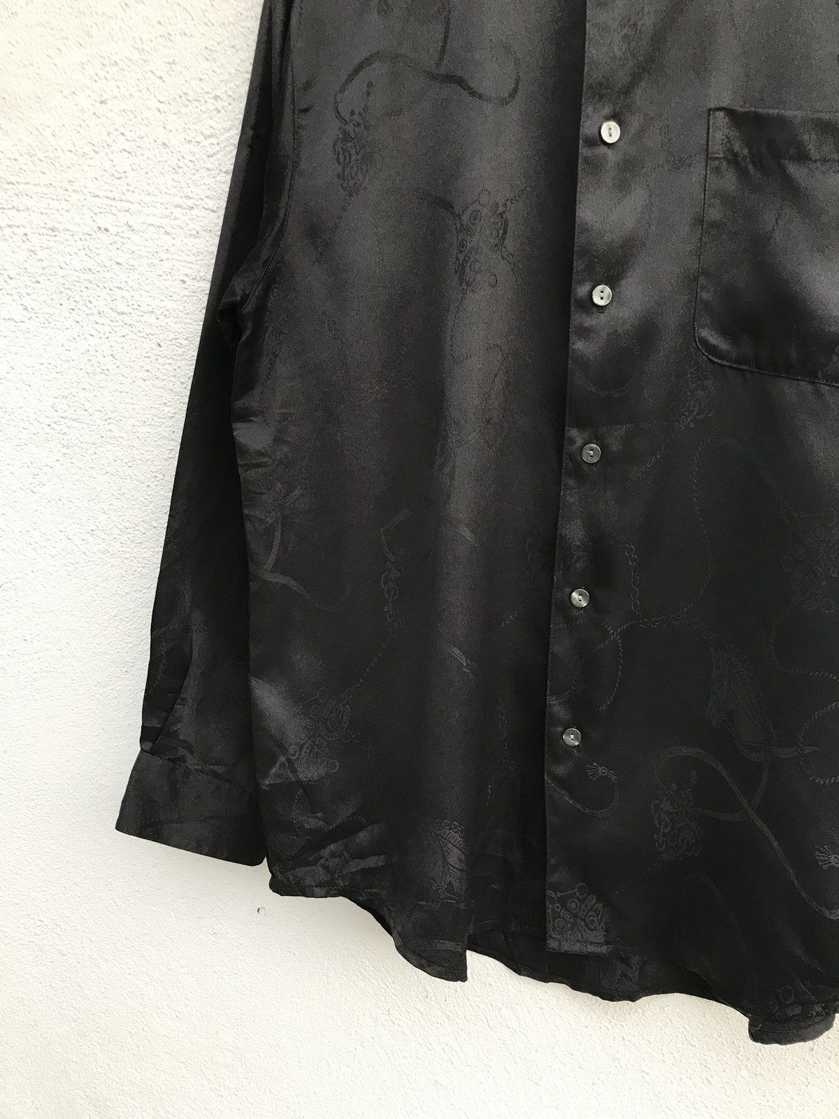 Designer Designer CALRO VELENTINO Black Button Down Shirts Size US M / EU 48-50 / 2 - 7 Thumbnail