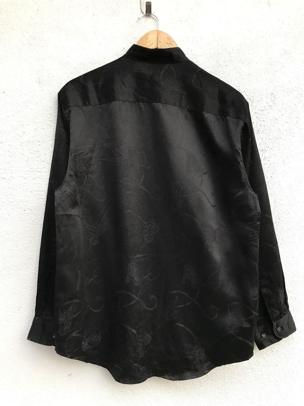 Designer Designer CALRO VELENTINO Black Button Down Shirts Size US M / EU 48-50 / 2 - 3 Thumbnail