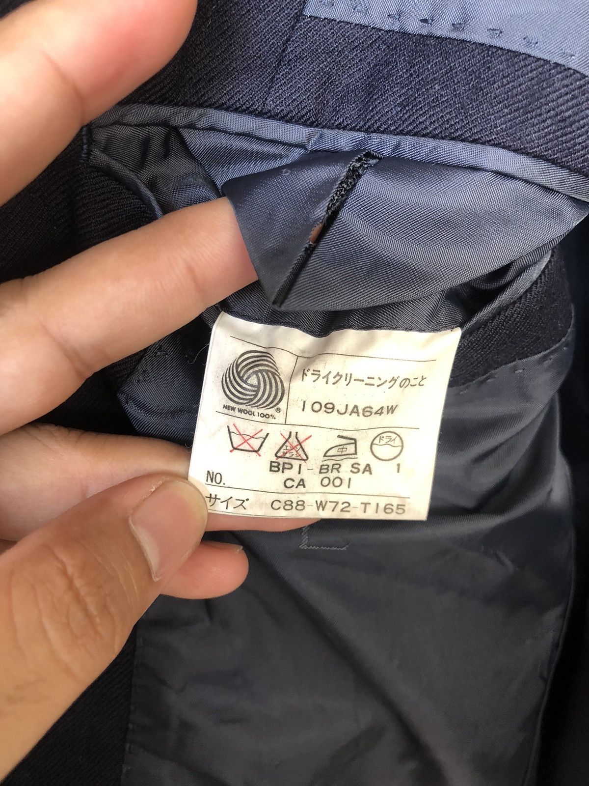 Yves Saint Laurent Vintage Yves Saint Laurent Single Breasted Blazer Jackets Size US S / EU 44-46 / 1 - 15 Thumbnail