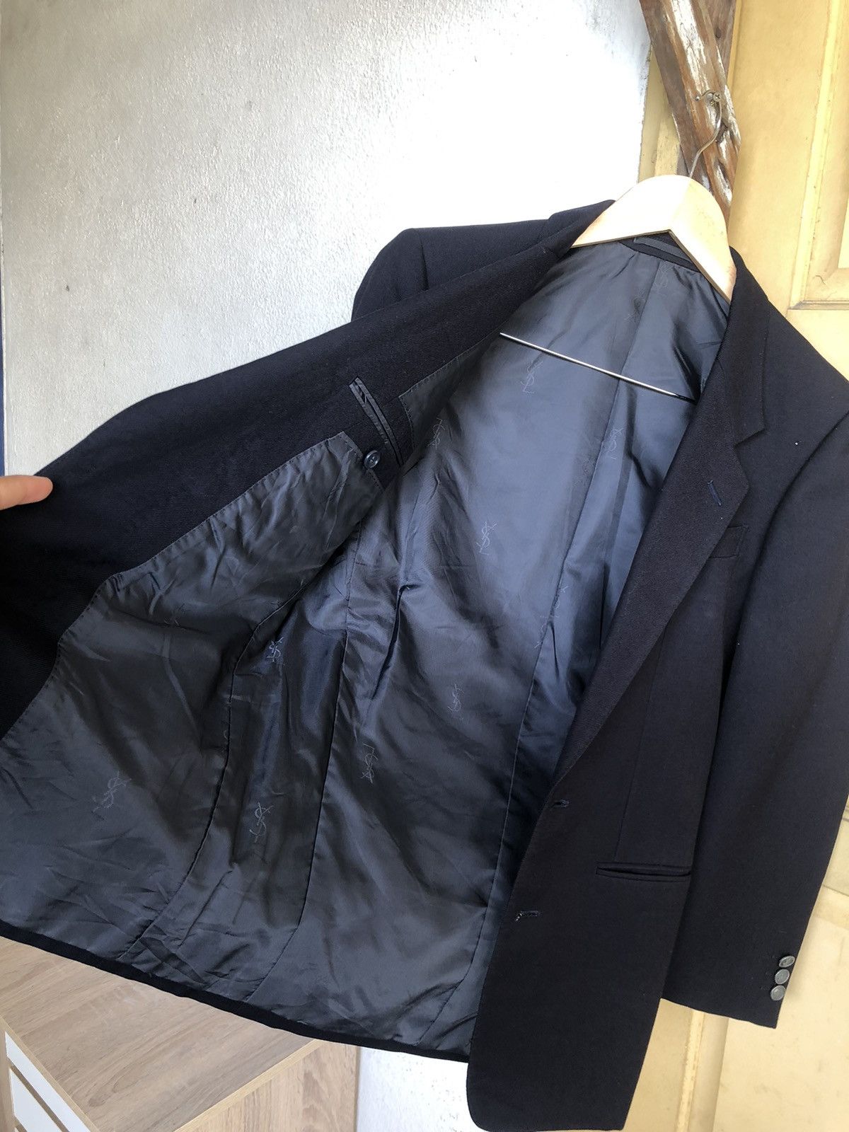 Yves Saint Laurent Vintage Yves Saint Laurent Single Breasted Blazer Jackets Size US S / EU 44-46 / 1 - 16 Thumbnail