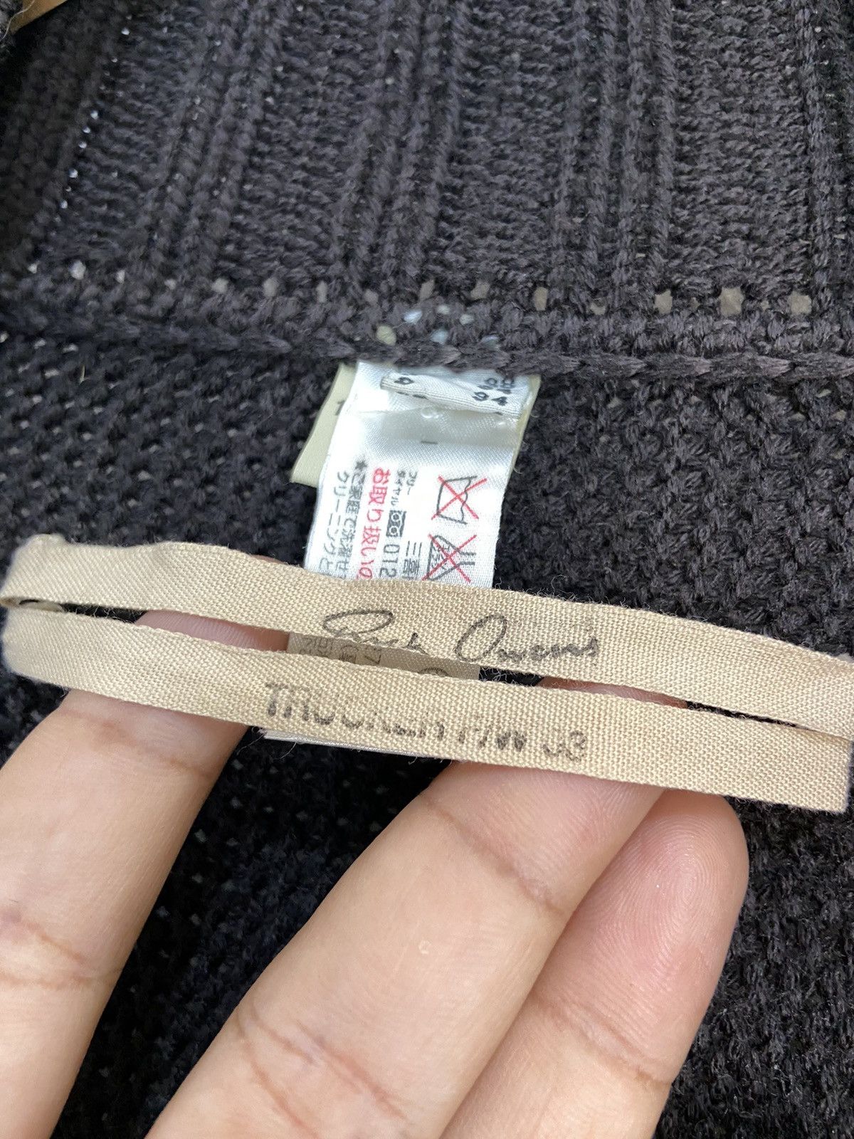 Rick Owens Rick Owens FW03 “TRUCKER” Triangle Knit Cardigan Size US XS / EU 42 / 0 - 22 Thumbnail