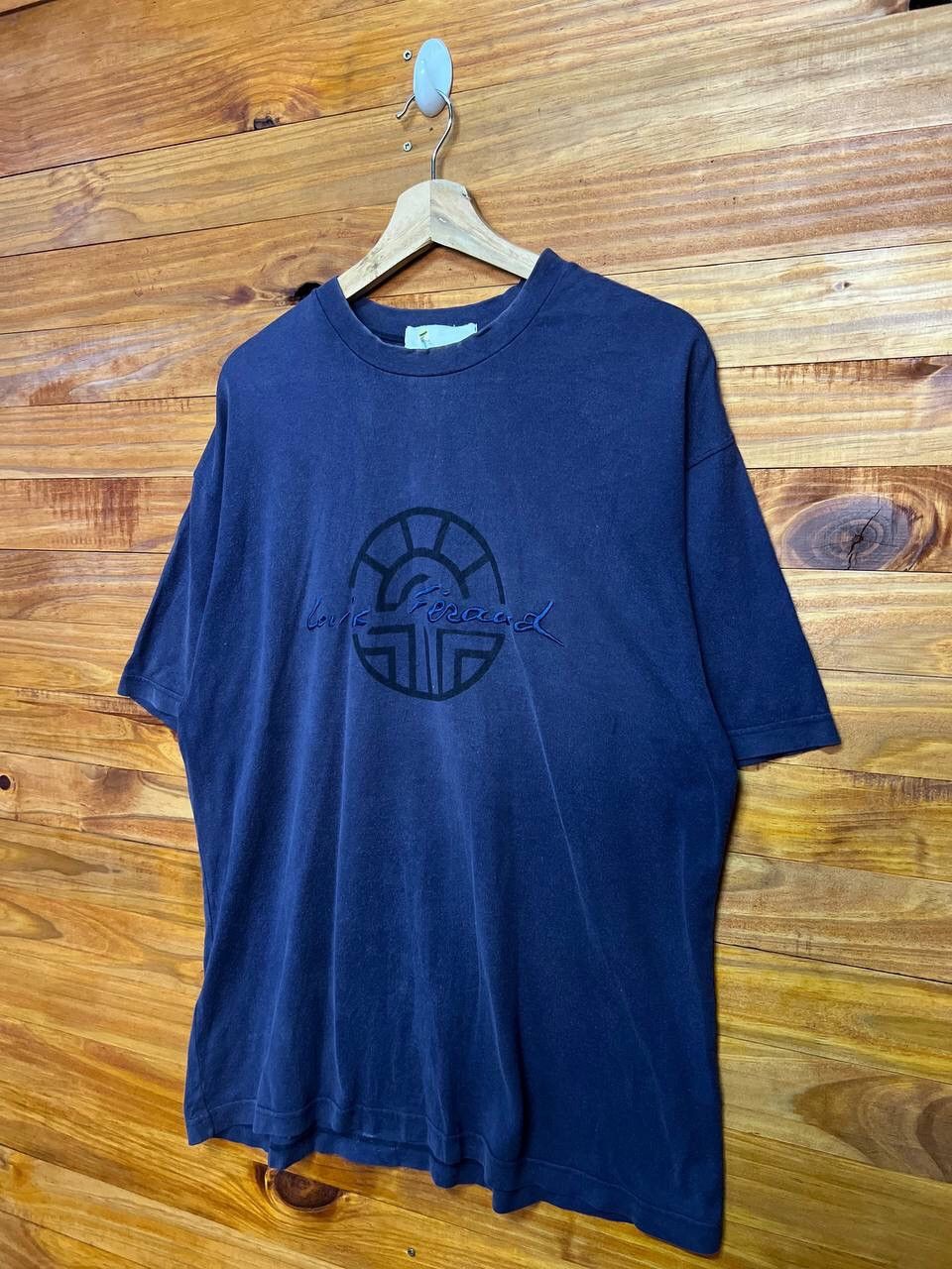 Vintage VINTAGE LOUIS FERAUD PARIS SPELLOUT TEES Size US L / EU 52-54 / 3 - 3 Thumbnail
