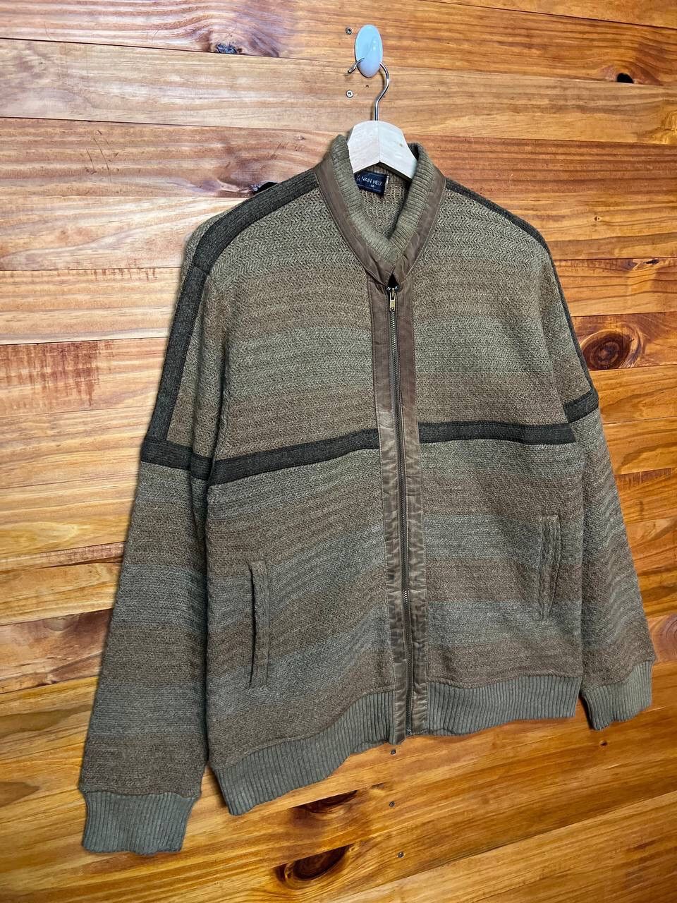 Vintage VINTAGE VAN HEUSEN ZIPPER JACKET Size US M / EU 48-50 / 2 - 2 Thumbnail