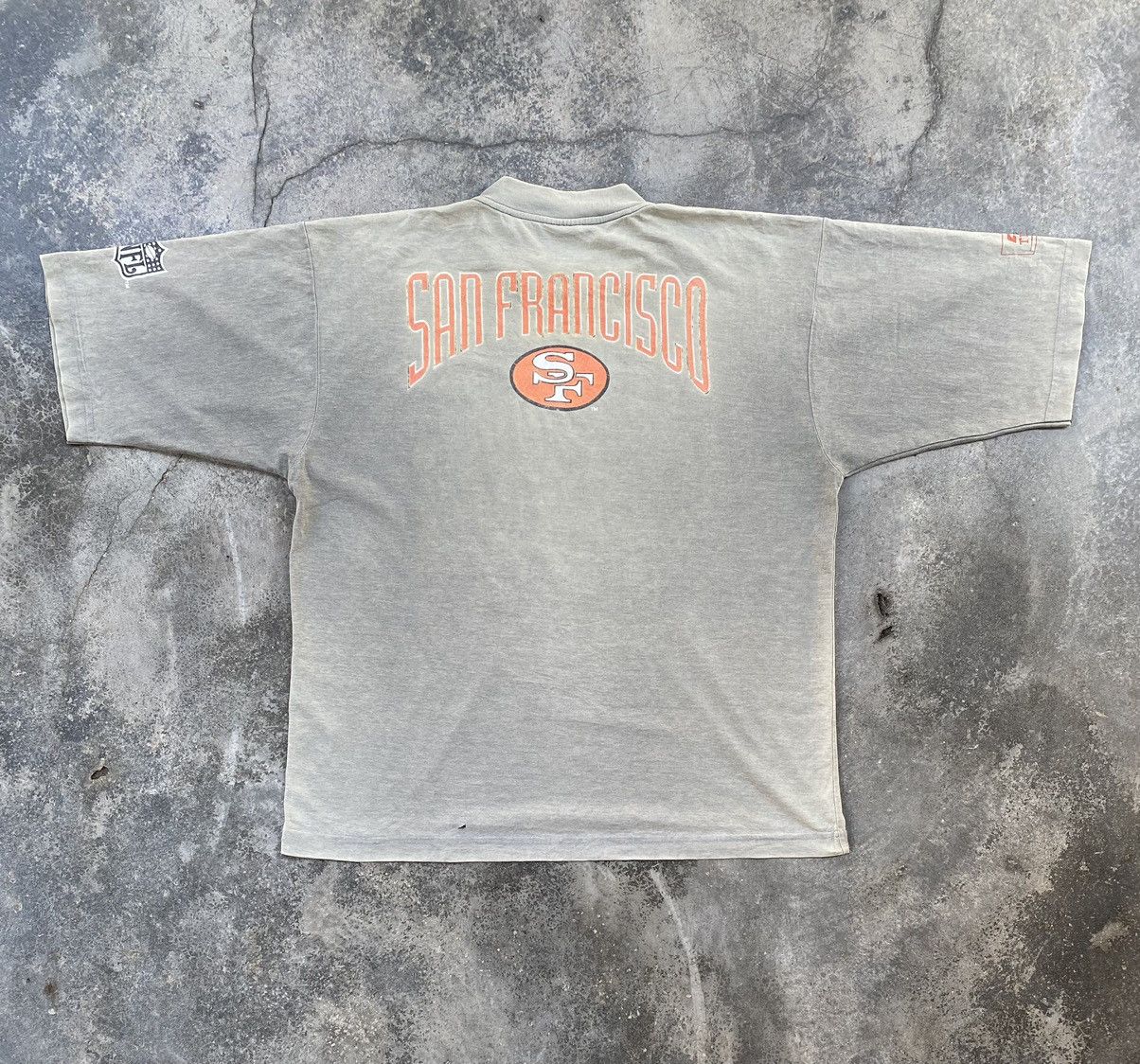 Vintage Vintage San Francisco 49’Ers Nfl Distressed Tees Size US M / EU 48-50 / 2 - 2 Thumbnail