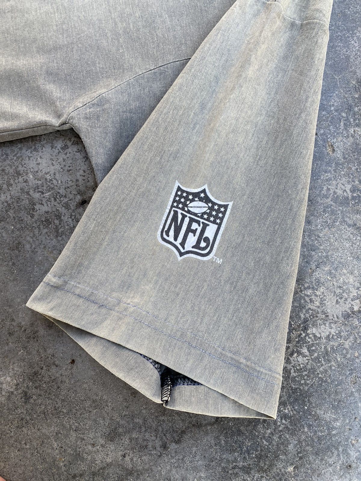 Vintage Vintage San Francisco 49’Ers Nfl Distressed Tees Size US M / EU 48-50 / 2 - 7 Thumbnail