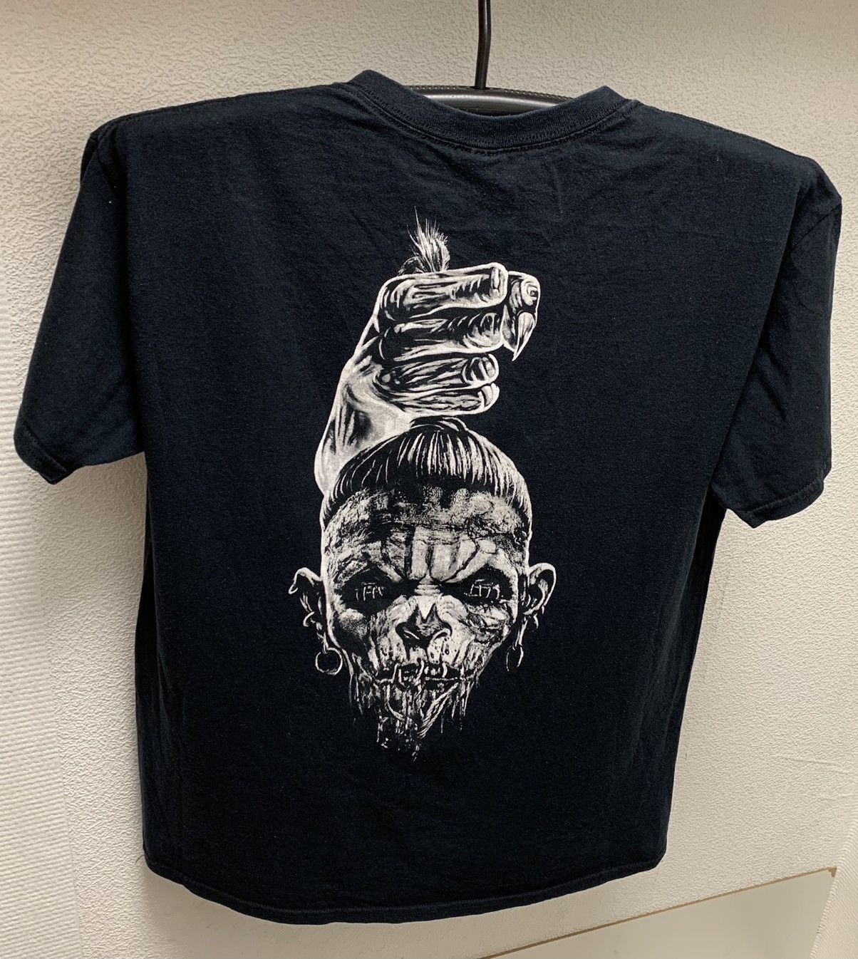 Iron Maiden Iron Maiden vintage rock band tee t-shirt book of souls L sz Size US L / EU 52-54 / 3 - 3 Thumbnail