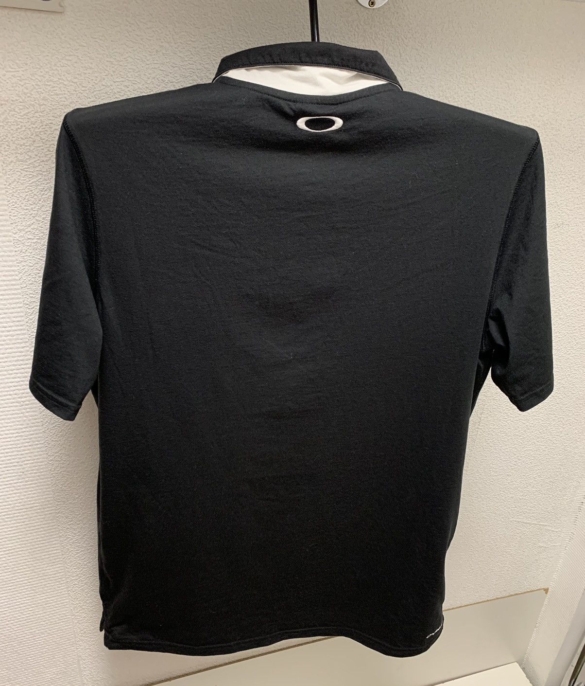 Oakley Oakley vintage black polo L streetwear Size US L / EU 52-54 / 3 - 5 Thumbnail