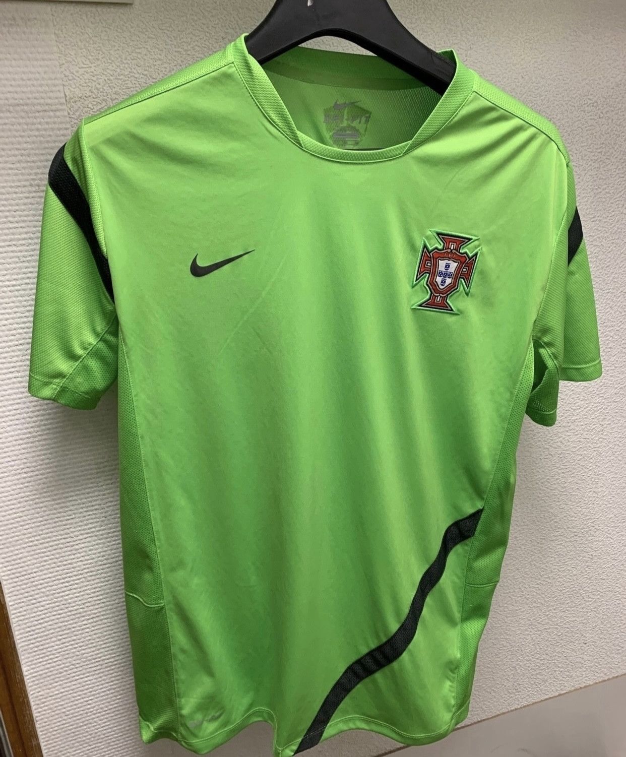 Nike Portugal Nike Soccer jersey Xl green football Size US XL / EU 56 / 4 - 1 Thumbnail