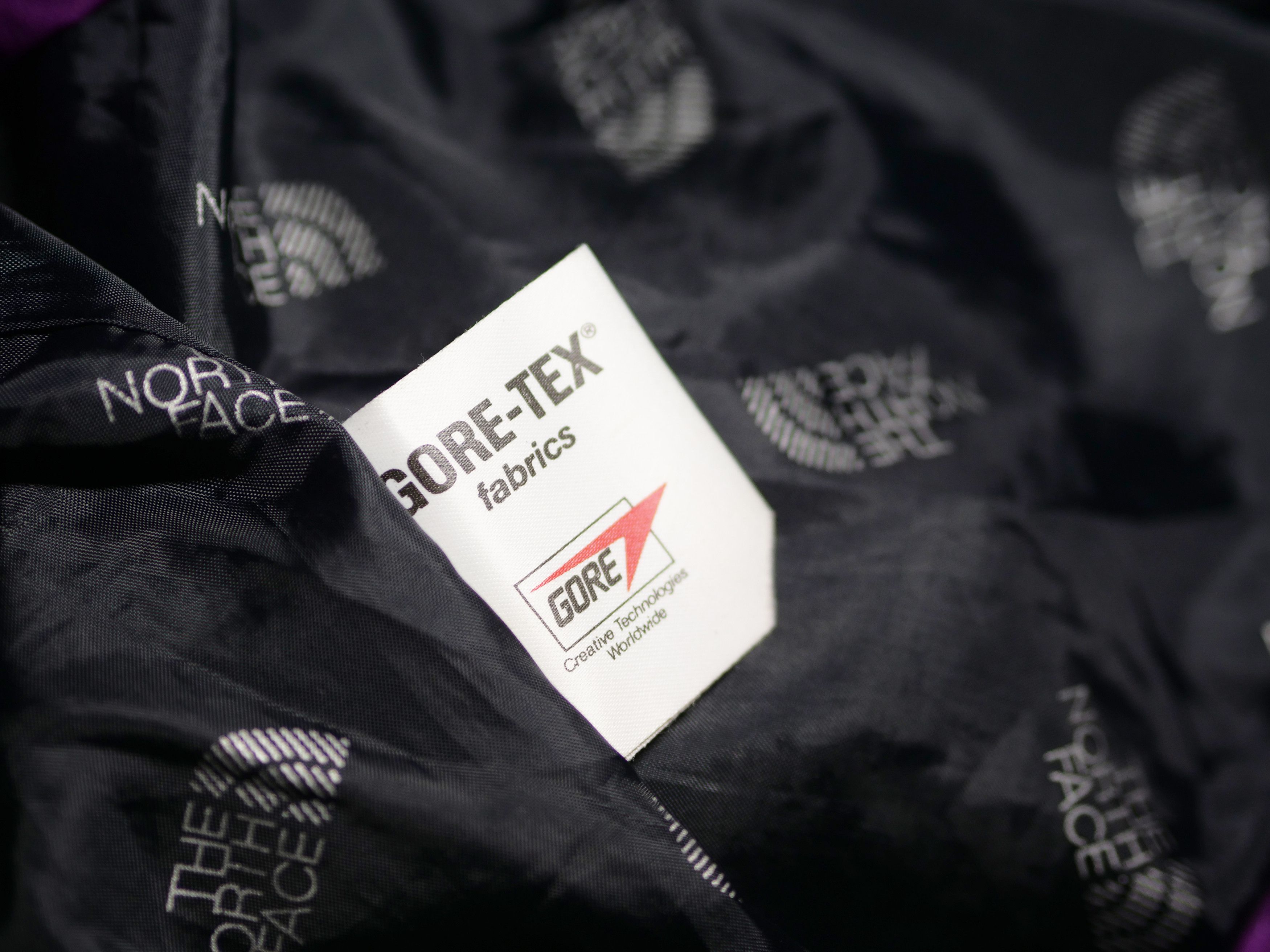 The North Face The North Face vintage 90s gore-tex jacket Size US S / EU 44-46 / 1 - 7 Thumbnail