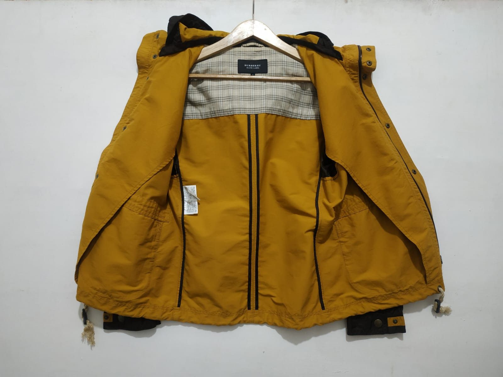 Burberry Vintage Burberry Black Label (Japan Market) Size US S / EU 44-46 / 1 - 6 Thumbnail
