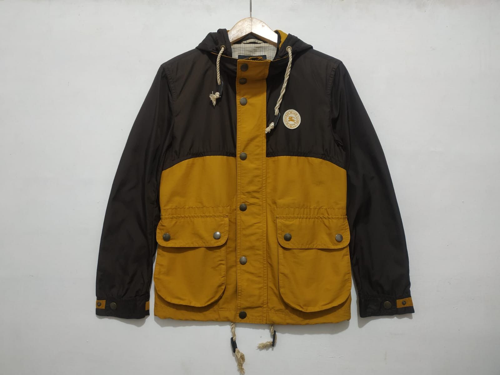 Burberry Vintage Burberry Black Label (Japan Market) Size US S / EU 44-46 / 1 - 1 Thumbnail