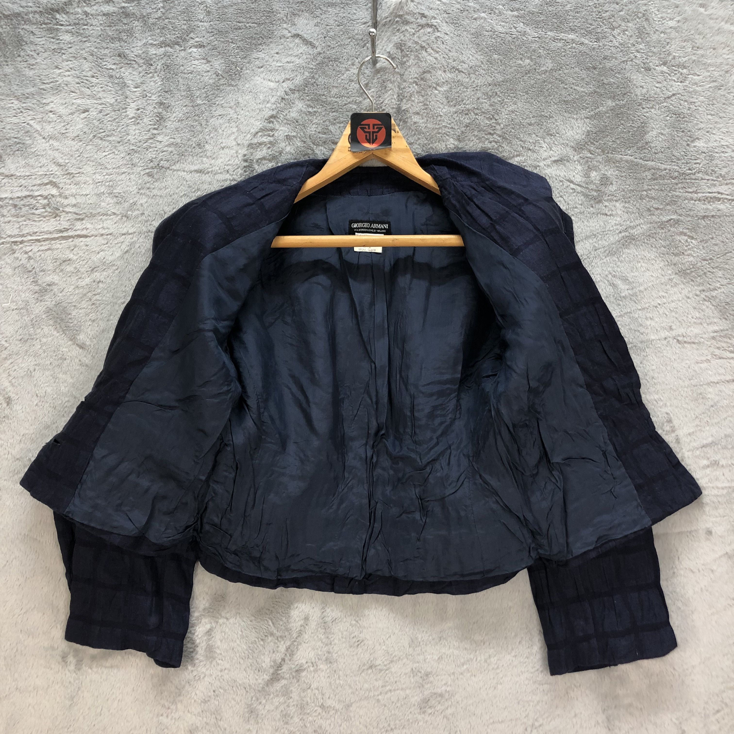 Giorgio Armani VINTAGE GIORGIO ARMANI CHECKED CROPPED JACKET #6950-101 Size XS / US 0-2 / IT 36-38 - 7 Thumbnail
