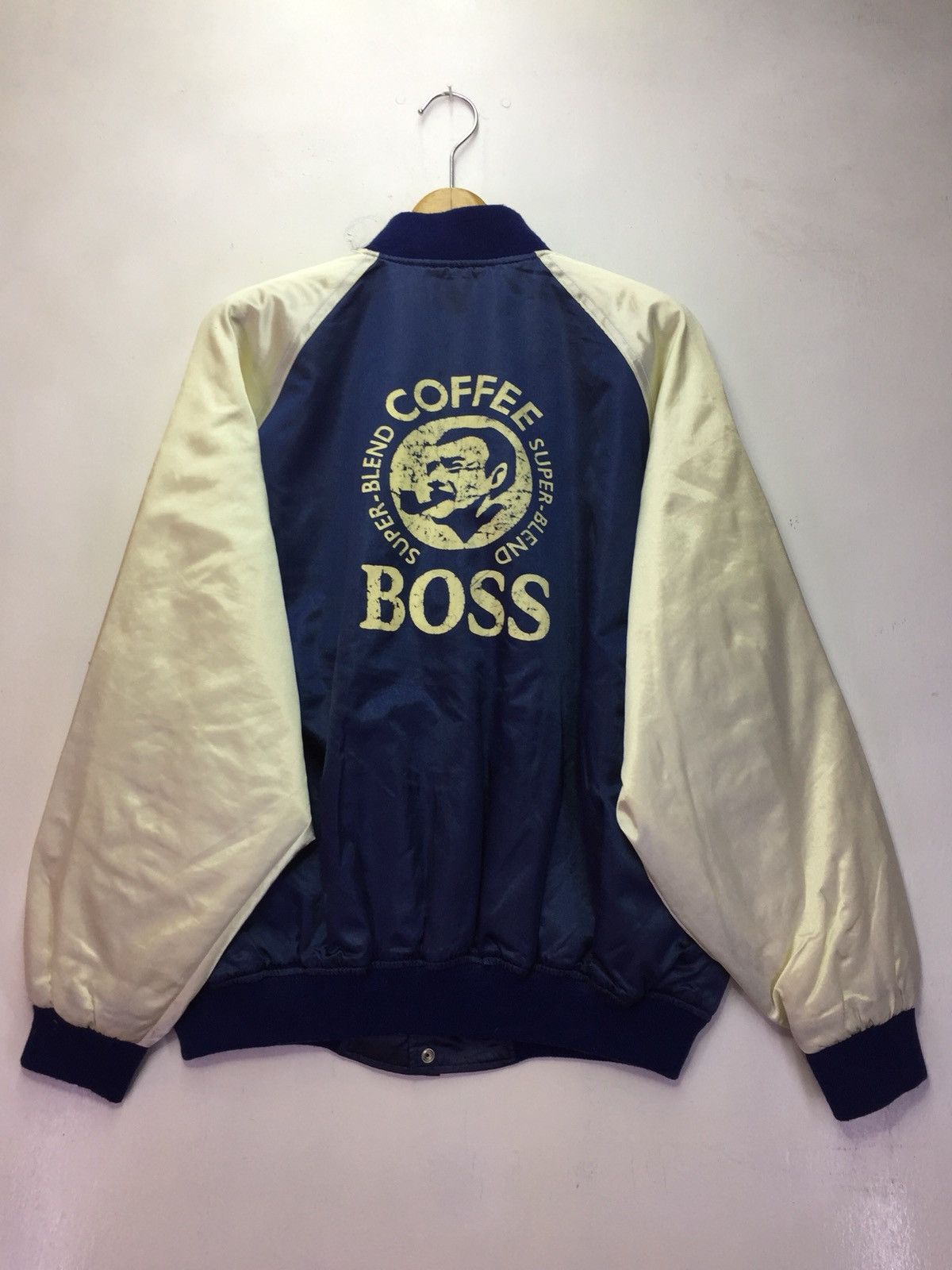 Japanese Brand Vintage Suntory Coffee Boss Big Logo Sukajan Style Size US L / EU 52-54 / 3 - 1 Thumbnail
