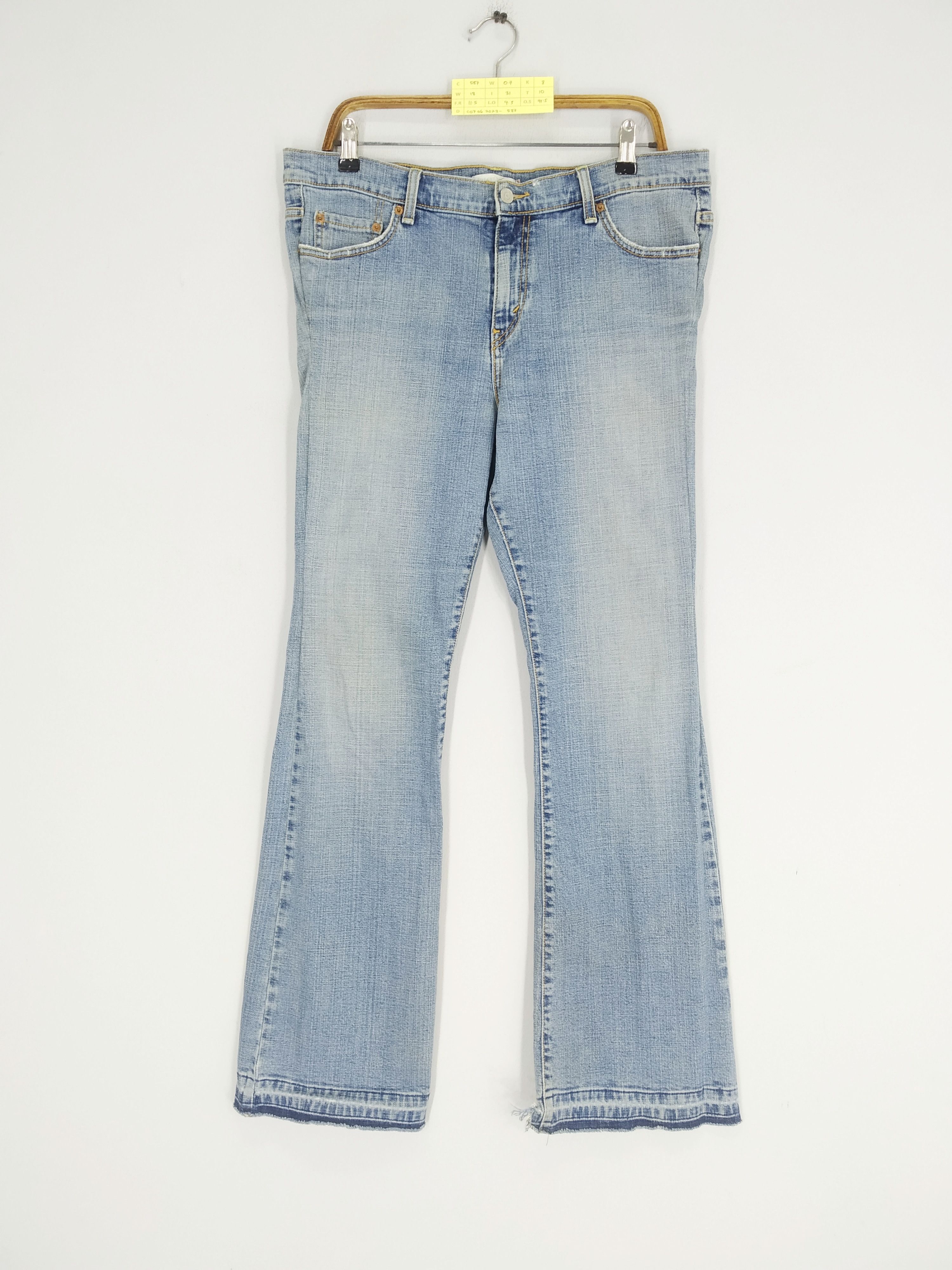 Jean Size 36 Vintage Levi's 515 Boot Cut Ladies Denim Jeans Size US 36 / EU 52 - 1 Thumbnail