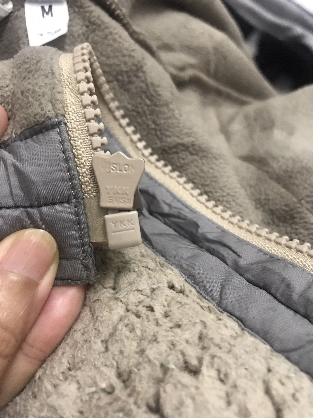 Jun Takahashi × Uniqlo Jun Takahashi X Uniqlo Sherpa Fleece Jacket Size US M / EU 48-50 / 2 - 9 Thumbnail