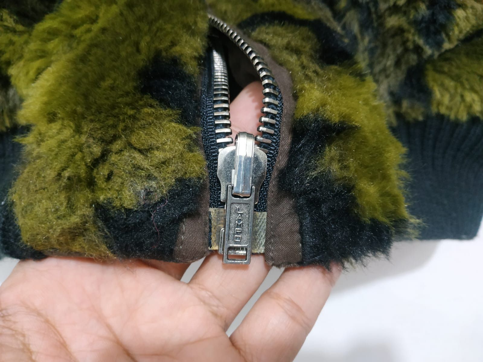 Calugi e Gianelli Late 80's/ 90's Calugi E Gianelli Reversible Fur Bomber Size US M / EU 48-50 / 2 - 4 Thumbnail