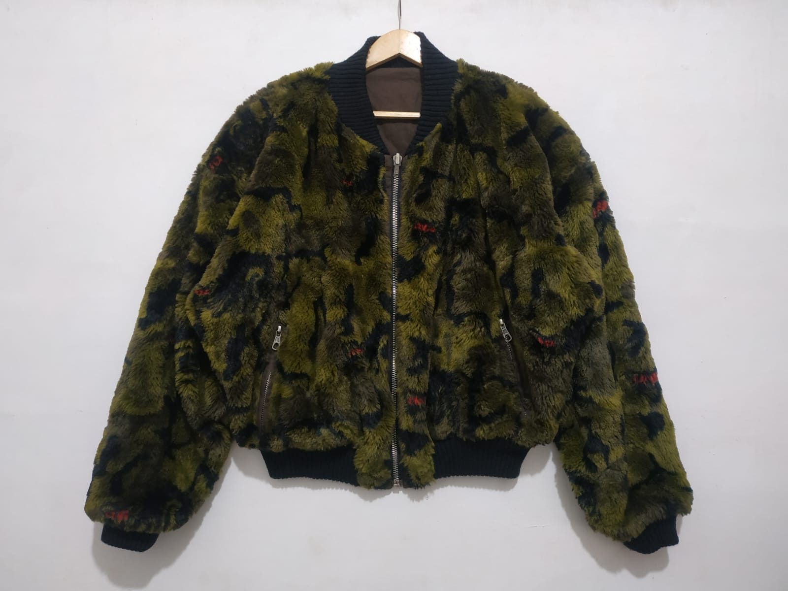 Calugi e Gianelli Late 80's/ 90's Calugi E Gianelli Reversible Fur Bomber Size US M / EU 48-50 / 2 - 5 Thumbnail