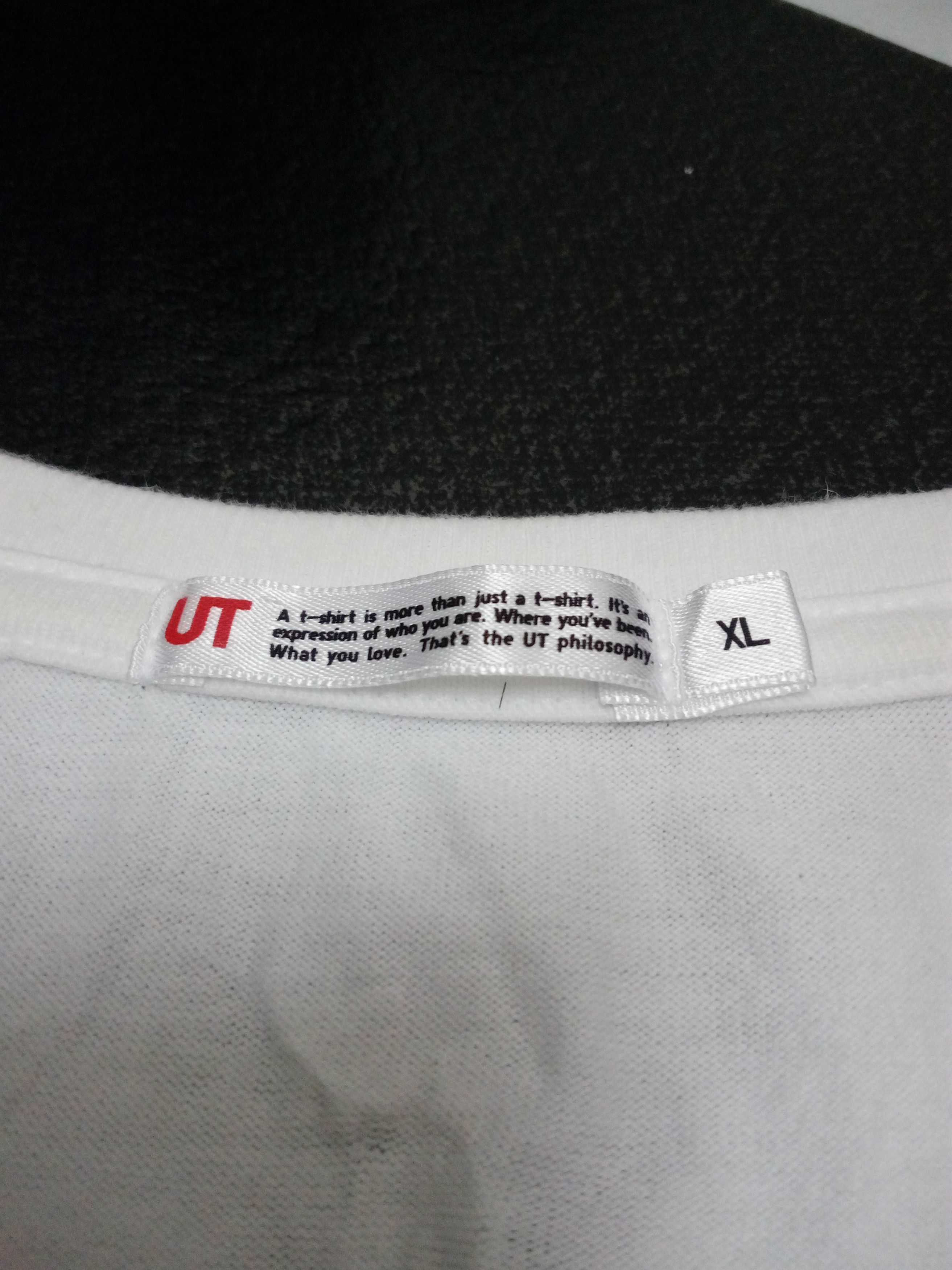 Japanese Brand UNIQLO X MASKED RIDER T-SHIRT Size US L / EU 52-54 / 3 - 6 Thumbnail
