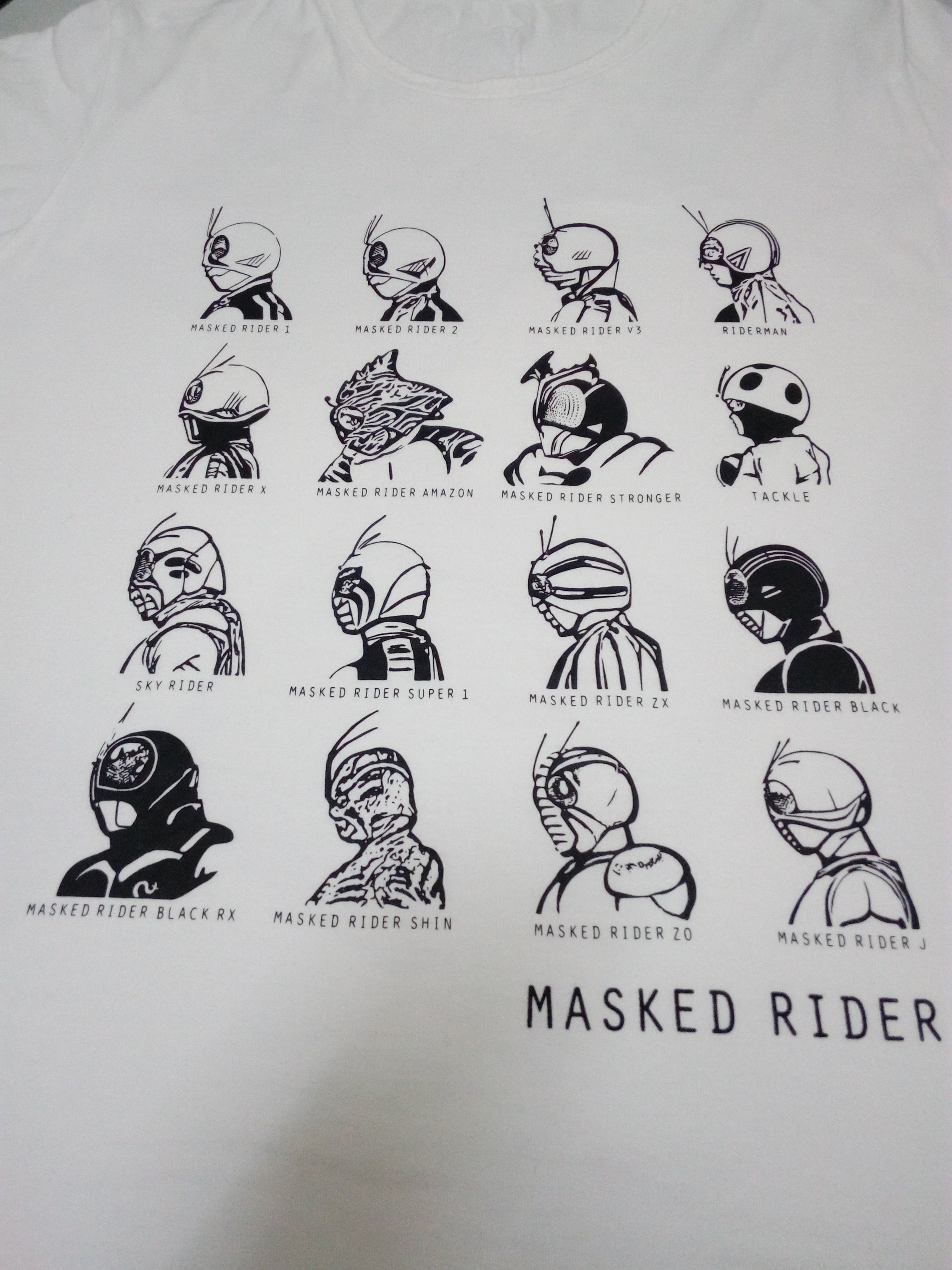 Japanese Brand UNIQLO X MASKED RIDER T-SHIRT Size US L / EU 52-54 / 3 - 1 Thumbnail