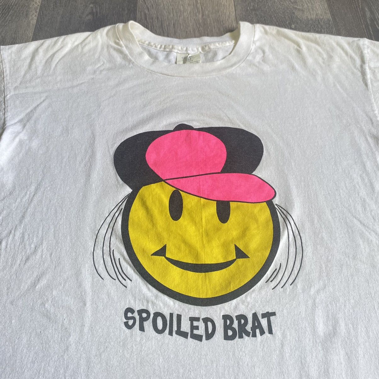 Vintage Vintage 1990s Spoiled Brat Smiley Parody Funny Logo T Shirt Size US XL / EU 56 / 4 - 2 Thumbnail
