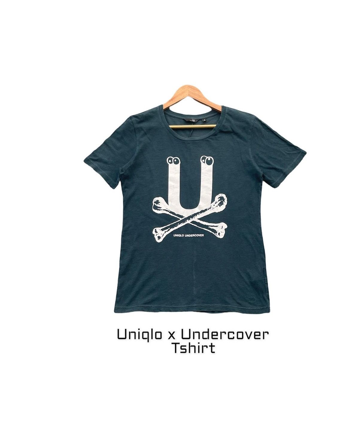 Designer × Undercover × Uniqlo Undercover x Uniqlo Tshirt Size US M / EU 48-50 / 2 - 1 Thumbnail