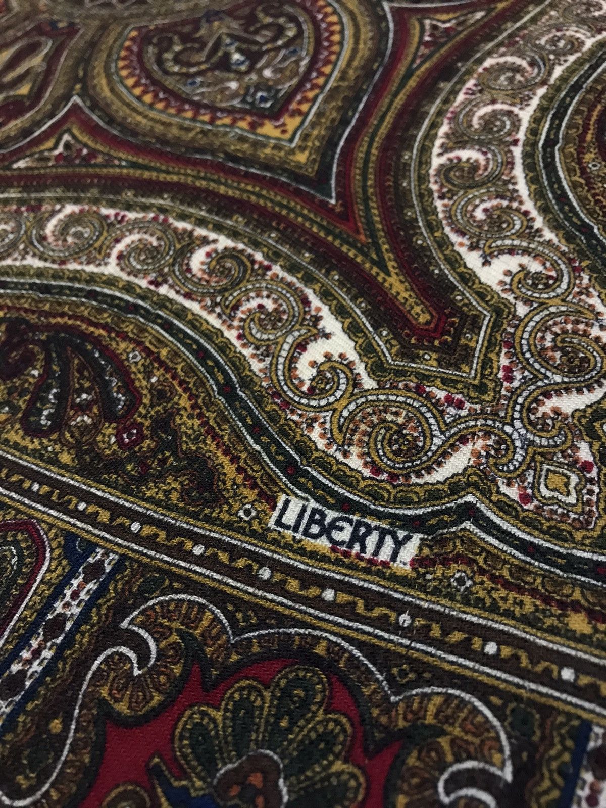 Liberty VINTAGE LIBERTY WOOL PAISLEY SCARF Size ONE SIZE - 2 Thumbnail