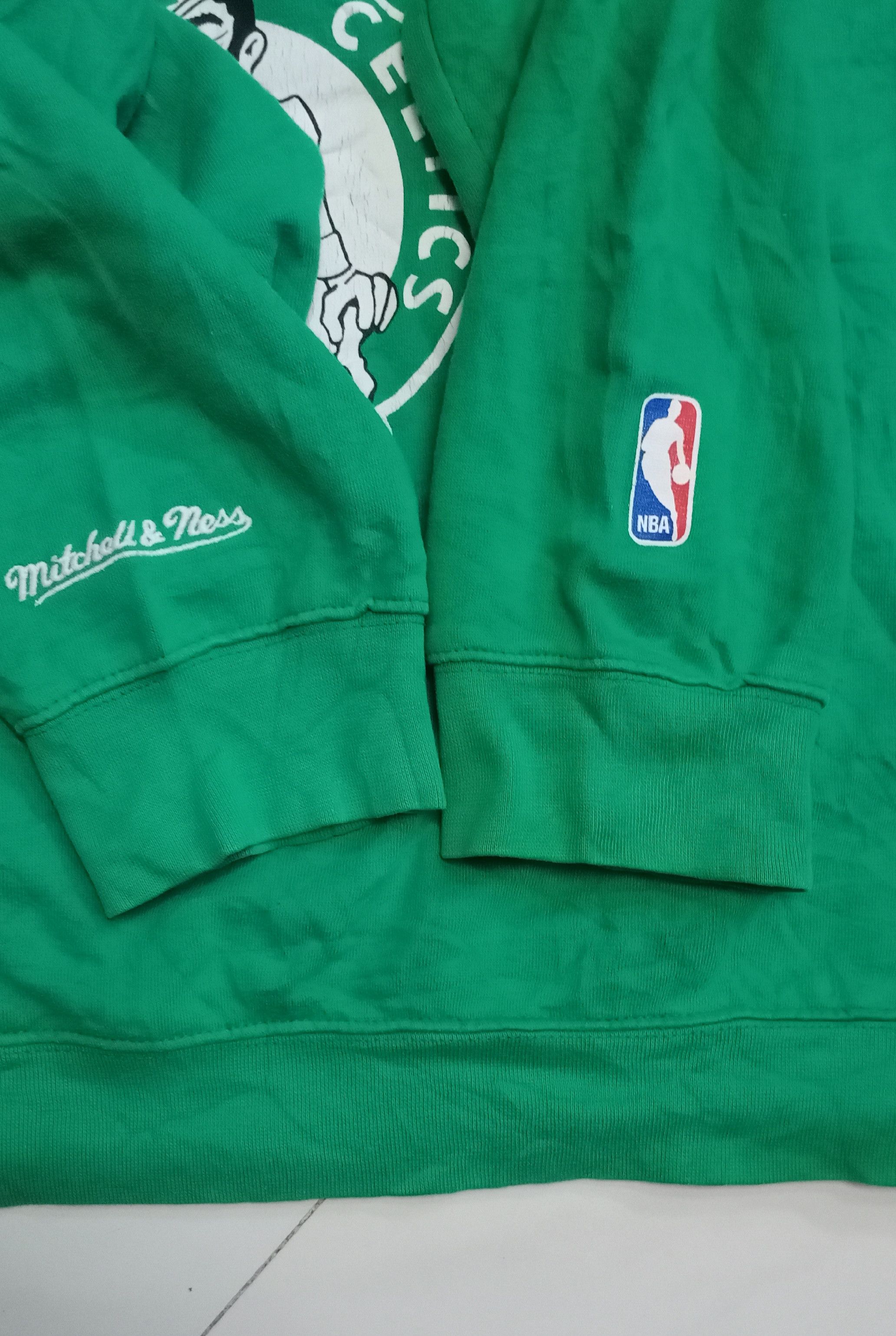 Mitchell & Ness Vintage Boston Celtics x Mitchell Ness NBA Sweatshirt Size US XL / EU 56 / 4 - 4 Thumbnail