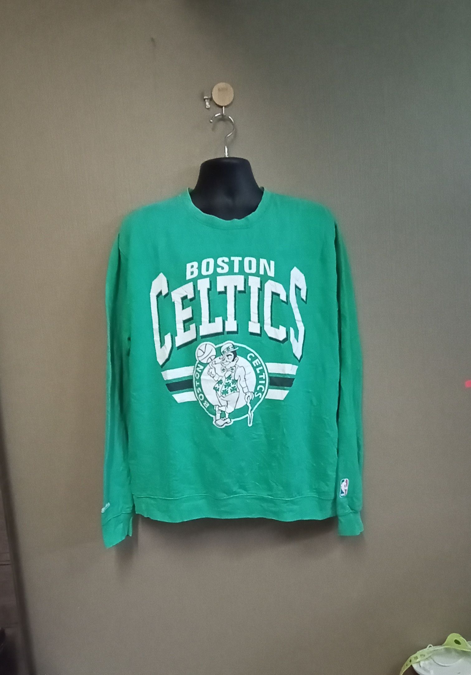 Mitchell & Ness Vintage Boston Celtics x Mitchell Ness NBA Sweatshirt Size US XL / EU 56 / 4 - 1 Thumbnail