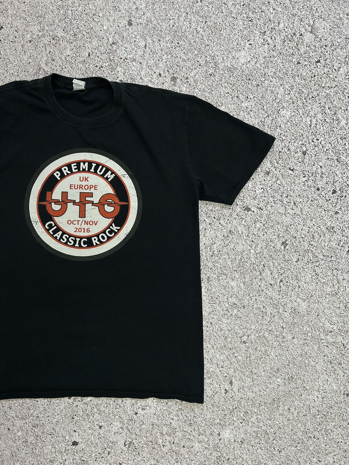 Band Tees × Vintage Vintage PREMIUM UK EUROPE UFO CLASSIC ROCK TOUR 2016 T-shirt Size US XL / EU 56 / 4 - 3 Thumbnail