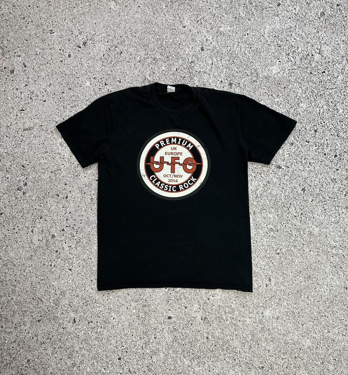 Band Tees × Vintage Vintage PREMIUM UK EUROPE UFO CLASSIC ROCK TOUR 2016 T-shirt Size US XL / EU 56 / 4 - 1 Thumbnail