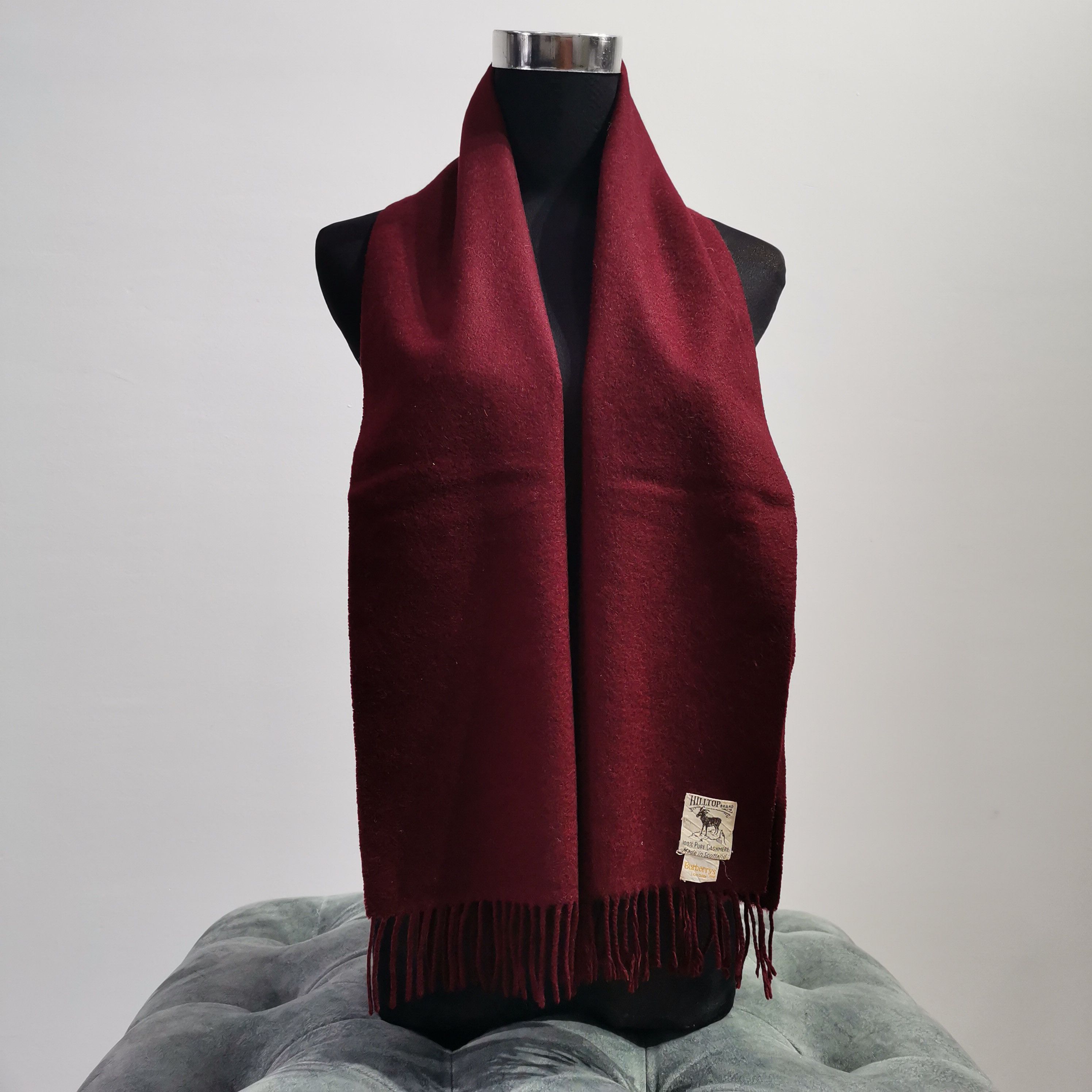 Burberry × Vintage Plain Red Vintage Burberry Cashmere Scarf Size ONE SIZE - 2 Thumbnail