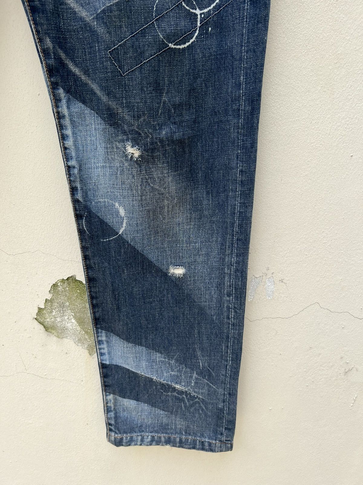 Vintage Vintage RNA Japan Reconstructed Rips Distressed Denim Jeans Size US 31 - 12 Thumbnail