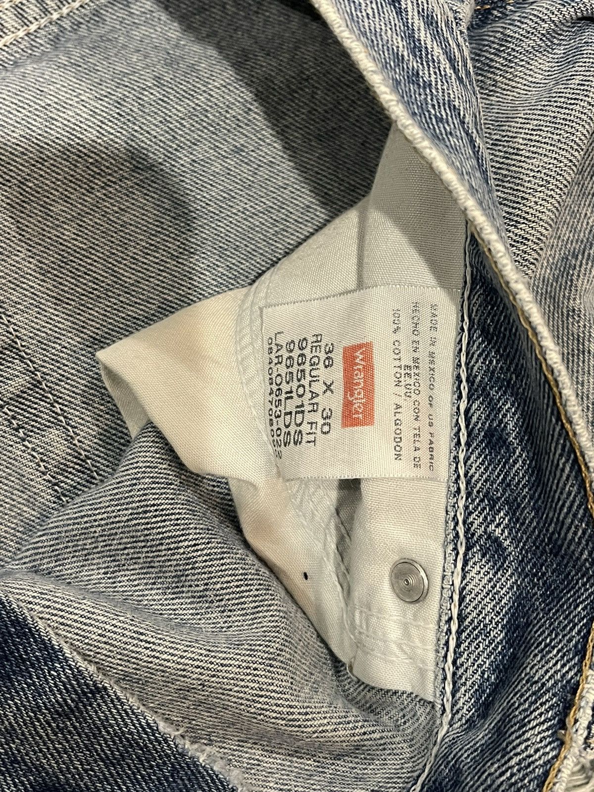 Vintage × Wrangler Wrangler Distressed Denim 36x30 Size US 36 / EU 52 - 6 Thumbnail