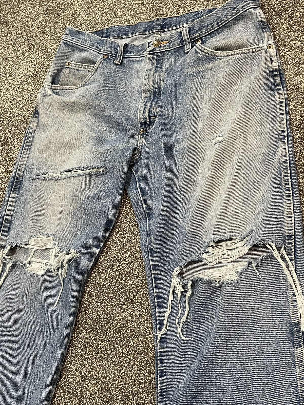 Vintage × Wrangler Wrangler Distressed Denim 36x30 Size US 36 / EU 52 - 5 Thumbnail