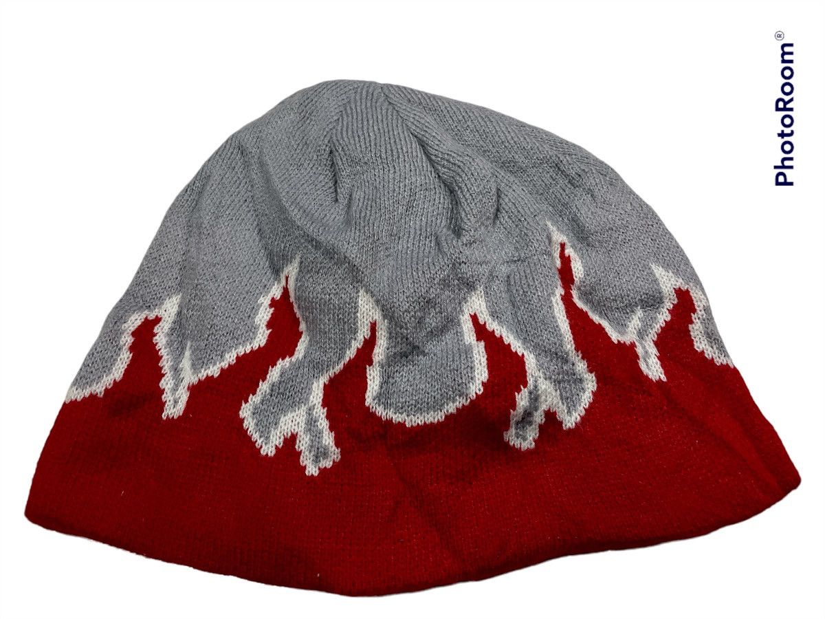 Von Dutch Rare Von Dutch Flames Design Bennie Size ONE SIZE - 2 Thumbnail