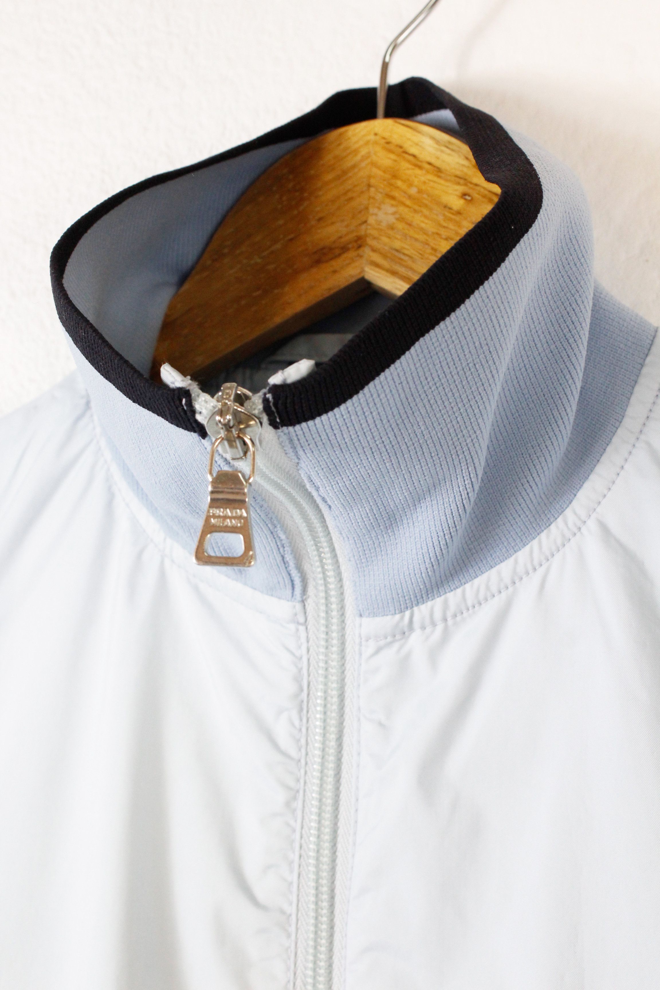 Prada Womens Prada Red Tab Rubber Logo Windbreaker Nylon Jacket Size XS / US 0-2 / IT 36-38 - 10 Thumbnail