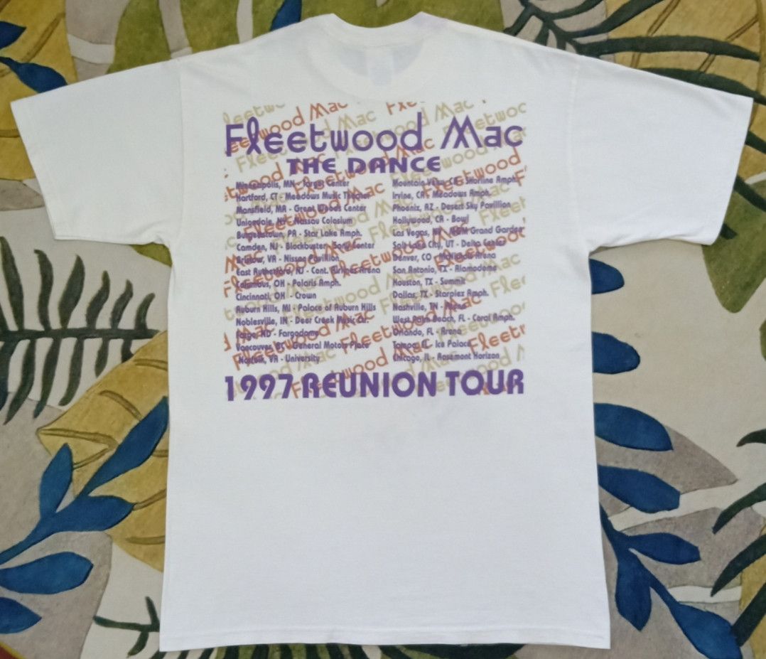 Band Tees Vintage Fleetwood Mac 1997 Reunion Tour T-shirt Size US L / EU 52-54 / 3 - 15 Thumbnail
