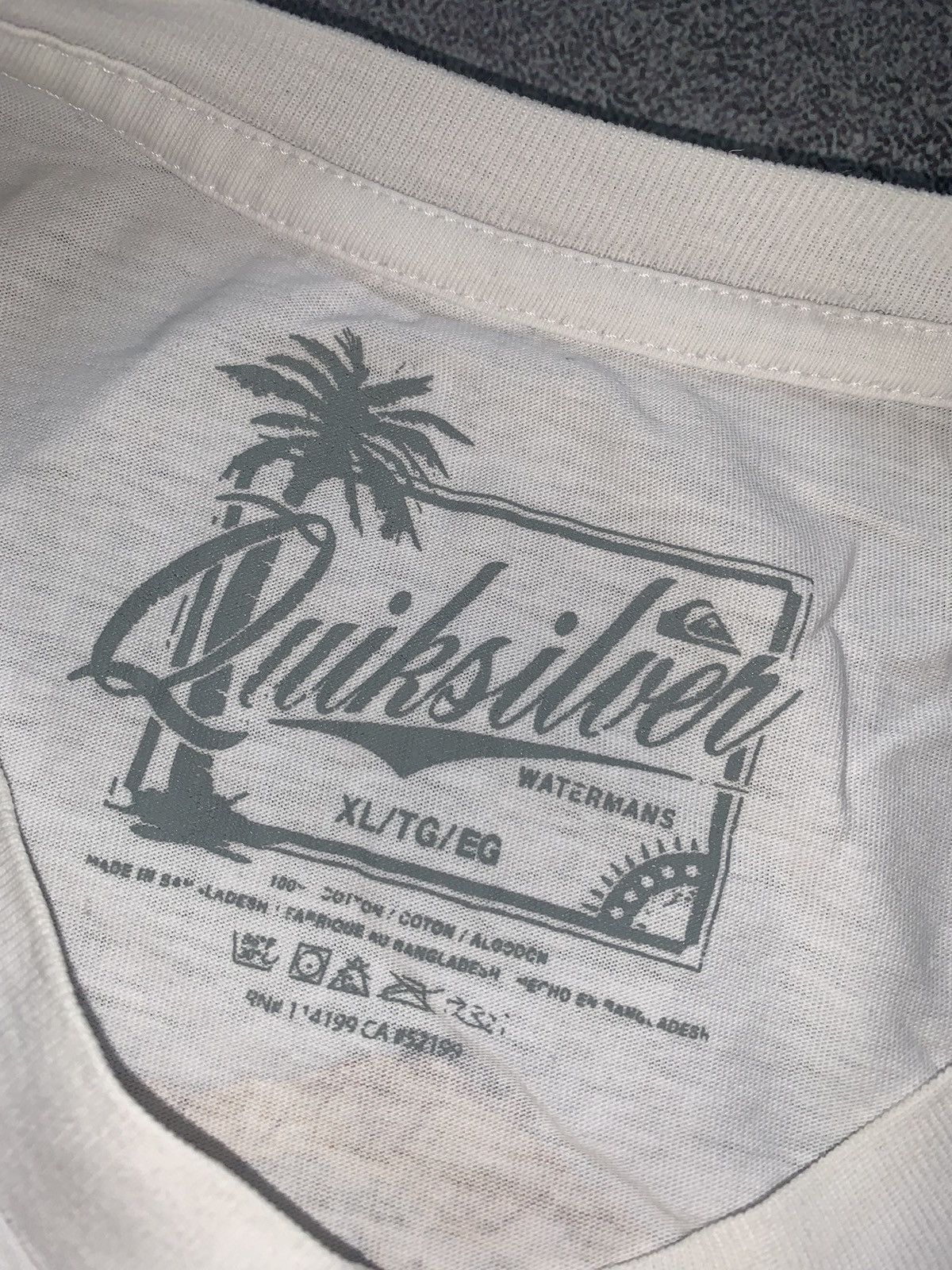 Quicksilver × Quiksilver Quiksilver XL vintage tee T-shirt polobig logo surfing style Size US XL / EU 56 / 4 - 14 Thumbnail