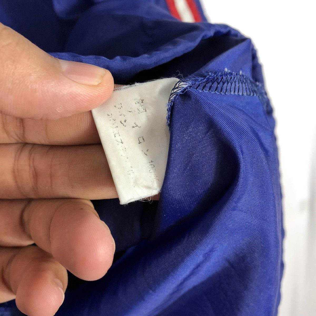 Champion × Vintage Vintage Champion Three Pokcets Tapped Windbreaker Jacket Size US M / EU 48-50 / 2 - 10 Thumbnail