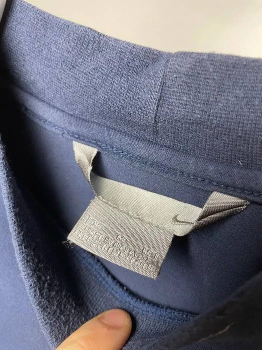Nike Nike sweatshirt vintage logo neck size M navy sportswear Size US M / EU 48-50 / 2 - 3 Thumbnail